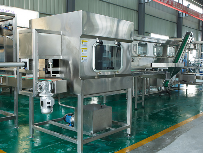400桶每小時(shí)灌裝機(jī) 400桶每小時(shí)灌裝機(jī)